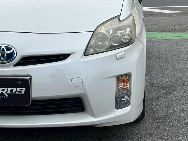 プリウス S LEDエディション ユーザー買取車/LEDヘッドライト/純正HDDナビ/バックカメラ/ETC車載器/ヘッドライトウォッシャー/プッシュスタート/スマートキー/オートライト/フルフラット/キーレスエントリー/フロントフォグ(25枚目)