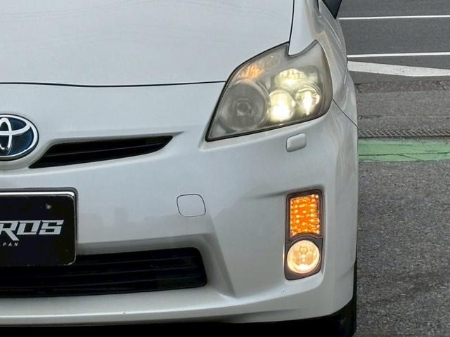 プリウス S LEDエディション ユーザー買取車/LEDヘッドライト/純正HDDナビ/バックカメラ/ETC車載器/ヘッドライトウォッシャー/プッシュスタート/スマートキー/オートライト/フルフラット/キーレスエントリー/フロントフォグ(27枚目)