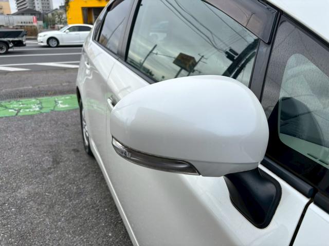 プリウス S LEDエディション ユーザー買取車/LEDヘッドライト/純正HDDナビ/バックカメラ/ETC車載器/ヘッドライトウォッシャー/プッシュスタート/スマートキー/オートライト/フルフラット/キーレスエントリー/フロントフォグ(28枚目)