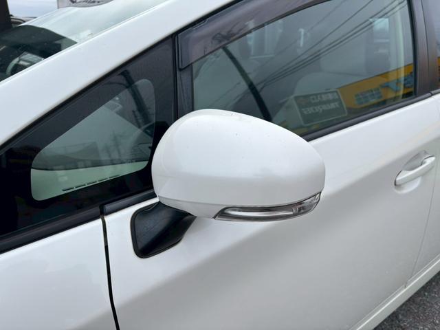 プリウス S LEDエディション ユーザー買取車/LEDヘッドライト/純正HDDナビ/バックカメラ/ETC車載器/ヘッドライトウォッシャー/プッシュスタート/スマートキー/オートライト/フルフラット/キーレスエントリー/フロントフォグ(29枚目)