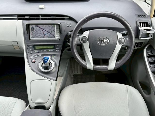 プリウス S LEDエディション ユーザー買取車/LEDヘッドライト/純正HDDナビ/バックカメラ/ETC車載器/ヘッドライトウォッシャー/プッシュスタート/スマートキー/オートライト/フルフラット/キーレスエントリー/フロントフォグ(46枚目)