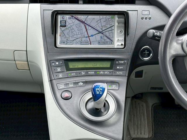 プリウス S LEDエディション ユーザー買取車/LEDヘッドライト/純正HDDナビ/バックカメラ/ETC車載器/ヘッドライトウォッシャー/プッシュスタート/スマートキー/オートライト/フルフラット/キーレスエントリー/フロントフォグ(48枚目)