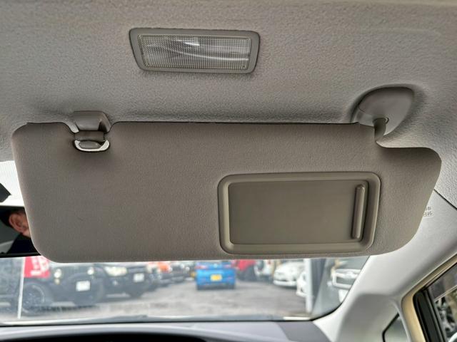 プリウス S LEDエディション ユーザー買取車/LEDヘッドライト/純正HDDナビ/バックカメラ/ETC車載器/ヘッドライトウォッシャー/プッシュスタート/スマートキー/オートライト/フルフラット/キーレスエントリー/フロントフォグ(59枚目)