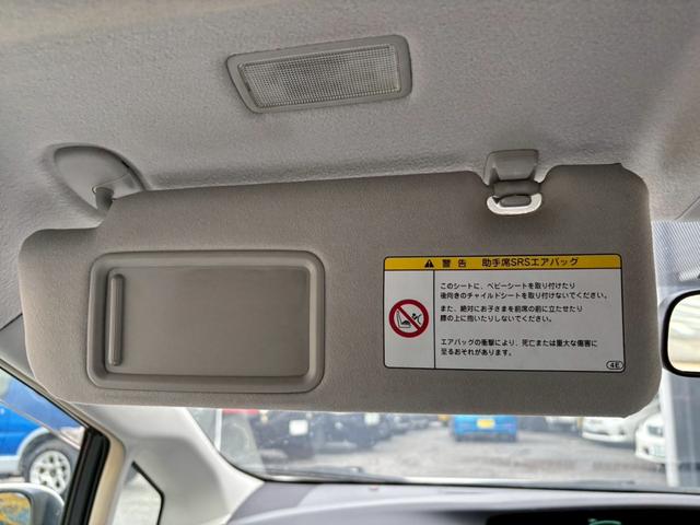 プリウス S LEDエディション ユーザー買取車/LEDヘッドライト/純正HDDナビ/バックカメラ/ETC車載器/ヘッドライトウォッシャー/プッシュスタート/スマートキー/オートライト/フルフラット/キーレスエントリー/フロントフォグ(66枚目)