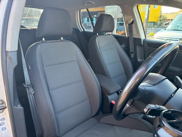 ゴルフ TSIトレンドラインプレミアムエディション ユーザー買取車/ターボ/パナソニック製ポータブルナビ/TV/バックカメラ/ETC車載器/フルフラット/キーレスエントリー/フロントフォグ/リアフォグランプ/オートライト/レベライザー/電動格納ミラー(9枚目)