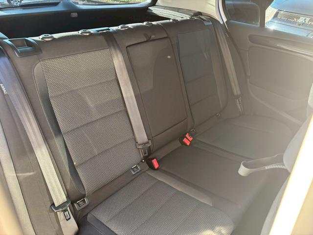 ゴルフ TSIトレンドラインプレミアムエディション ユーザー買取車/ターボ/パナソニック製ポータブルナビ/TV/バックカメラ/ETC車載器/フルフラット/キーレスエントリー/フロントフォグ/リアフォグランプ/オートライト/レベライザー/電動格納ミラー(10枚目)
