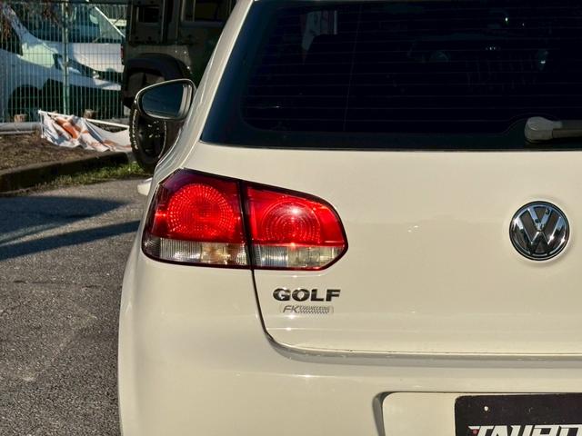 ゴルフ TSIトレンドラインプレミアムエディション ユーザー買取車/ターボ/パナソニック製ポータブルナビ/TV/バックカメラ/ETC車載器/フルフラット/キーレスエントリー/フロントフォグ/リアフォグランプ/オートライト/レベライザー/電動格納ミラー(40枚目)