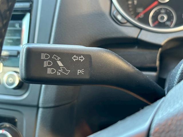 ゴルフ TSIトレンドラインプレミアムエディション ユーザー買取車/ターボ/パナソニック製ポータブルナビ/TV/バックカメラ/ETC車載器/フルフラット/キーレスエントリー/フロントフォグ/リアフォグランプ/オートライト/レベライザー/電動格納ミラー(51枚目)