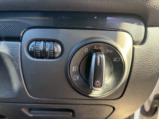 ゴルフ TSIトレンドラインプレミアムエディション ユーザー買取車/ターボ/パナソニック製ポータブルナビ/TV/バックカメラ/ETC車載器/フルフラット/キーレスエントリー/フロントフォグ/リアフォグランプ/オートライト/レベライザー/電動格納ミラー(53枚目)