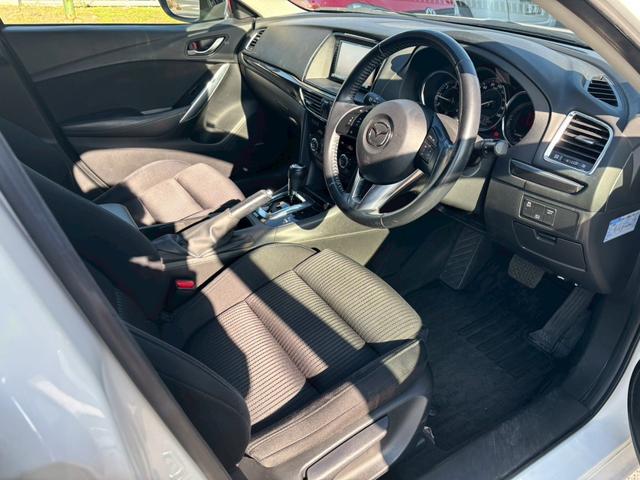 アテンザワゴン ＸＤ　ユーザー買取車／ＢＯＯＳサウンド／衝突軽減ブレーキ／イクリプス製ナビ／ブルートゥース接続／バックカメラ／ＥＴＣ車載器／プッシュスタート／スマートキー／フルフラット／キーレスエントリー／フロントフォグ（42枚目）