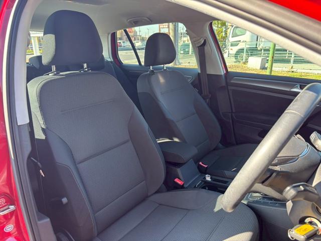 ゴルフ TSIコンフォートラインブルーモーションテクノロジー ユーザー買取車/アルパイン製9インチナビ/アダプティブクルーズコントロール/衝突軽減ブレーキ/HIDヘッドライト/ヘッドライトウォッシャー/キーレスエントリー/ブルートゥース接続/バックカメラ(9枚目)