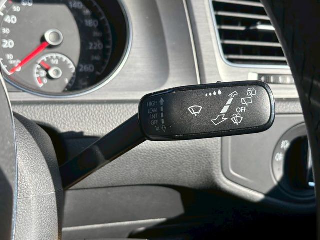 ゴルフ TSIコンフォートラインブルーモーションテクノロジー ユーザー買取車/アルパイン製9インチナビ/アダプティブクルーズコントロール/衝突軽減ブレーキ/HIDヘッドライト/ヘッドライトウォッシャー/キーレスエントリー/ブルートゥース接続/バックカメラ(52枚目)