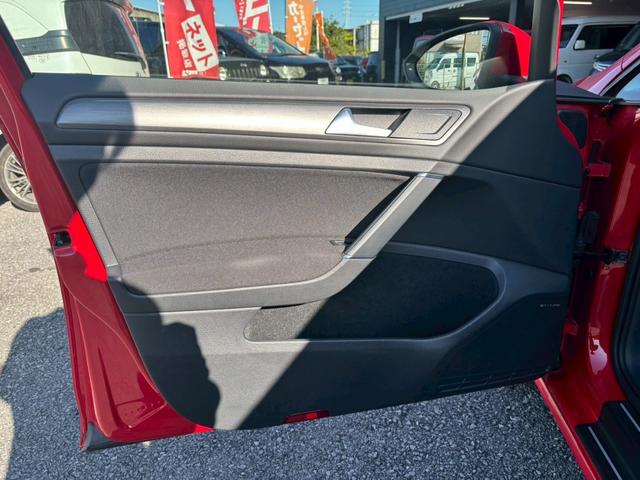 ゴルフ TSIコンフォートラインブルーモーションテクノロジー ユーザー買取車/アルパイン製9インチナビ/アダプティブクルーズコントロール/衝突軽減ブレーキ/HIDヘッドライト/ヘッドライトウォッシャー/キーレスエントリー/ブルートゥース接続/バックカメラ(72枚目)