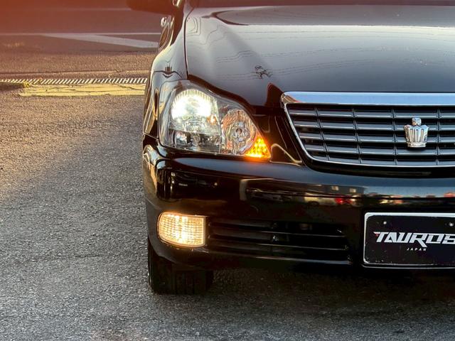 クラウン ロイヤルサルーン　ユーザー買取車／デジタルインナーミラー型ドライブレコーダー／純正ＨＤＤナビ／バックカメラ／オートクルーズコントロール／パワーシート／プッシュスタート／ＥＴＣ車載器／ＨＩＤヘッドライト／キーレスエントリ（27枚目）