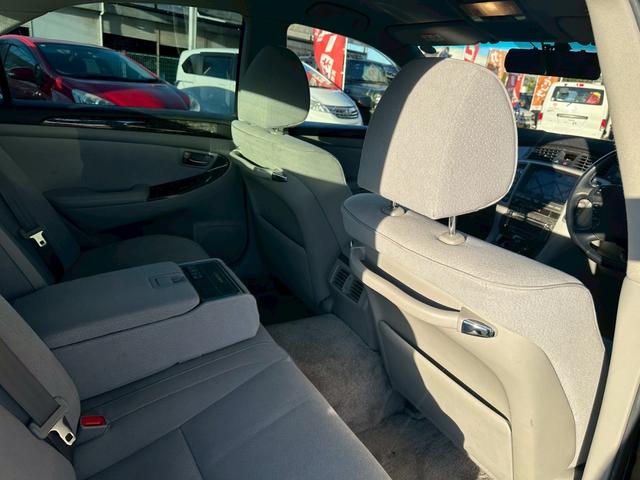 クラウン ロイヤルサルーン　ユーザー買取車／デジタルインナーミラー型ドライブレコーダー／純正ＨＤＤナビ／バックカメラ／オートクルーズコントロール／パワーシート／プッシュスタート／ＥＴＣ車載器／ＨＩＤヘッドライト／キーレスエントリ（67枚目）