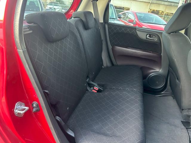 N-ONE プレミアム SSパッケージ ユーザー買取車/衝突軽減ブレーキ/シートヒーター/パナソニック製ストラーダナビ/ブルートゥース接続/バックカメラ/プッシュスタート/スマートキー/チップアップシート/フルフラット/HIDヘッドライト(10枚目)