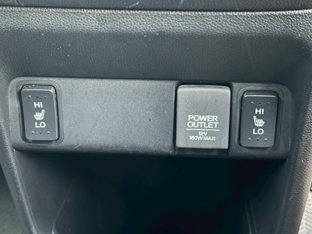 N-ONE プレミアム SSパッケージ ユーザー買取車/衝突軽減ブレーキ/シートヒーター/パナソニック製ストラーダナビ/ブルートゥース接続/バックカメラ/プッシュスタート/スマートキー/チップアップシート/フルフラット/HIDヘッドライト(14枚目)