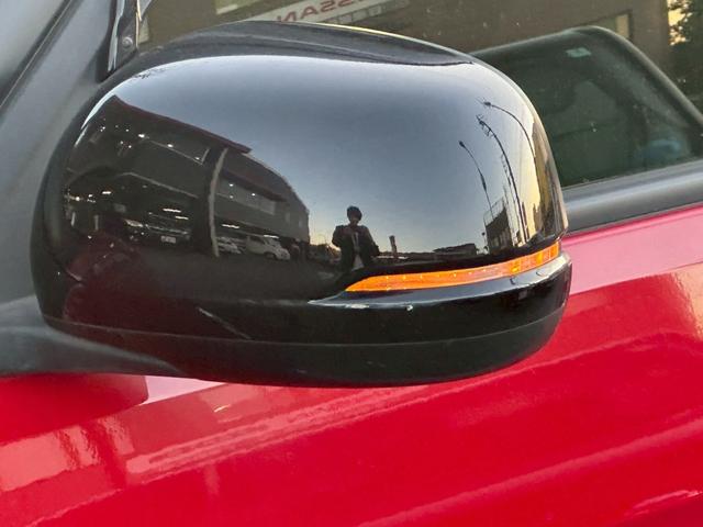 N-ONE プレミアム SSパッケージ ユーザー買取車/衝突軽減ブレーキ/シートヒーター/パナソニック製ストラーダナビ/ブルートゥース接続/バックカメラ/プッシュスタート/スマートキー/チップアップシート/フルフラット/HIDヘッドライト(28枚目)