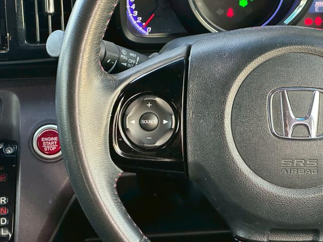 N-ONE プレミアム SSパッケージ ユーザー買取車/衝突軽減ブレーキ/シートヒーター/パナソニック製ストラーダナビ/ブルートゥース接続/バックカメラ/プッシュスタート/スマートキー/チップアップシート/フルフラット/HIDヘッドライト(54枚目)