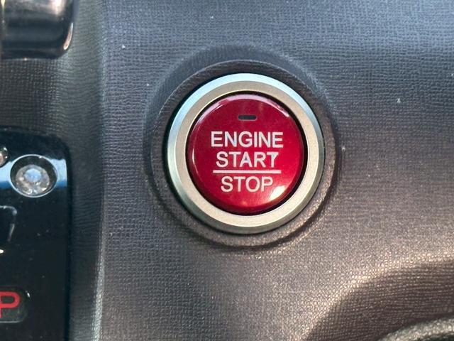 N-ONE プレミアム SSパッケージ ユーザー買取車/衝突軽減ブレーキ/シートヒーター/パナソニック製ストラーダナビ/ブルートゥース接続/バックカメラ/プッシュスタート/スマートキー/チップアップシート/フルフラット/HIDヘッドライト(55枚目)