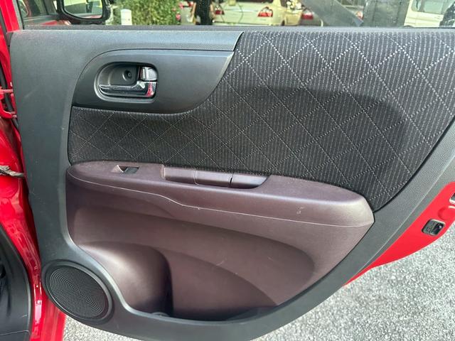 N-ONE プレミアム SSパッケージ ユーザー買取車/衝突軽減ブレーキ/シートヒーター/パナソニック製ストラーダナビ/ブルートゥース接続/バックカメラ/プッシュスタート/スマートキー/チップアップシート/フルフラット/HIDヘッドライト(63枚目)