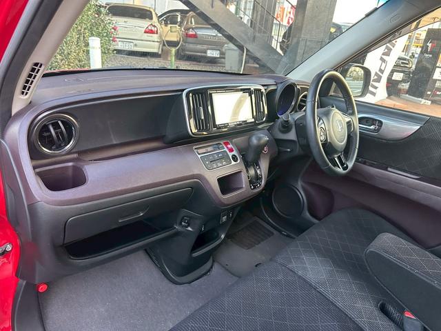 N-ONE プレミアム SSパッケージ ユーザー買取車/衝突軽減ブレーキ/シートヒーター/パナソニック製ストラーダナビ/ブルートゥース接続/バックカメラ/プッシュスタート/スマートキー/チップアップシート/フルフラット/HIDヘッドライト(64枚目)