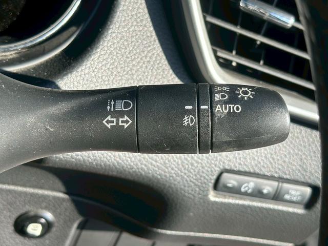 エクストレイル 20X エマージェンシーブレーキパッケージ ユーザー買取車/全方位カメラ/オートクルーズコントロール/衝突軽減ブレーキ/障害物センサー/ハーフレザーシート/シートヒーター/純正ナビ/ブルートゥース接続/バックカメラ/ETC車載器/USB接続(53枚目)