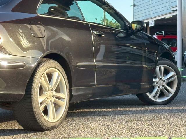 ＣＬＫ ＣＬＫ２００コンプレッサー　アバンギャルド　ユーザー買取車／ハーフレザーシート／純正ナビ／オートクルーズコントロール／パワーシート／ＥＴＣ車載器／ＨＩＤヘッドライト／ヘッドライトウォッシャー／キーレスエントリー／純正１７インチＡＷ（18枚目）