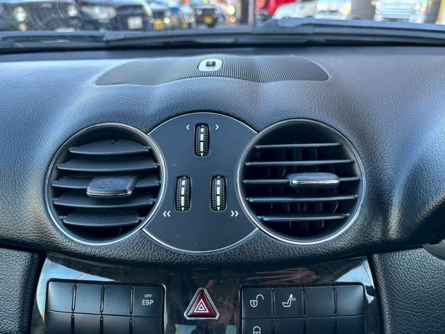 ＣＬＫ ＣＬＫ２００コンプレッサー　アバンギャルド　ユーザー買取車／ハーフレザーシート／純正ナビ／オートクルーズコントロール／パワーシート／ＥＴＣ車載器／ＨＩＤヘッドライト／ヘッドライトウォッシャー／キーレスエントリー／純正１７インチＡＷ（57枚目）