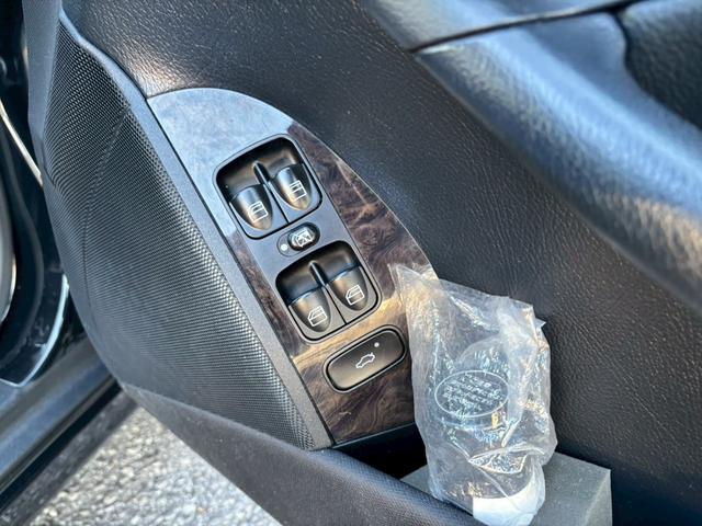 ＣＬＫ ＣＬＫ２００コンプレッサー　アバンギャルド　ユーザー買取車／ハーフレザーシート／純正ナビ／オートクルーズコントロール／パワーシート／ＥＴＣ車載器／ＨＩＤヘッドライト／ヘッドライトウォッシャー／キーレスエントリー／純正１７インチＡＷ（65枚目）