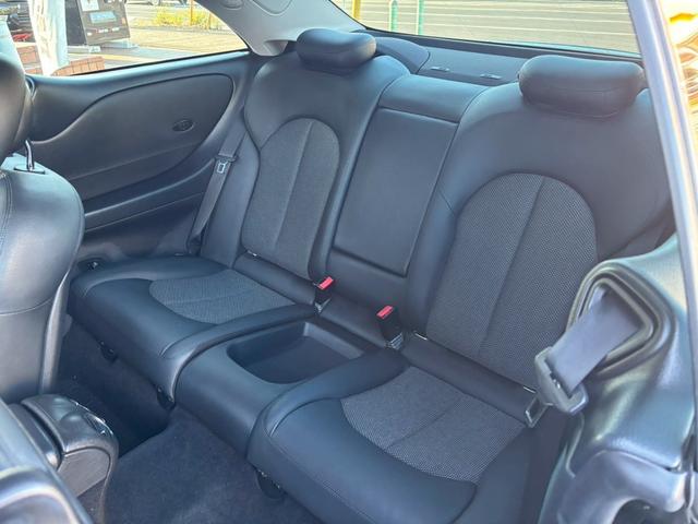 ＣＬＫ ＣＬＫ２００コンプレッサー　アバンギャルド　ユーザー買取車／ハーフレザーシート／純正ナビ／オートクルーズコントロール／パワーシート／ＥＴＣ車載器／ＨＩＤヘッドライト／ヘッドライトウォッシャー／キーレスエントリー／純正１７インチＡＷ（73枚目）