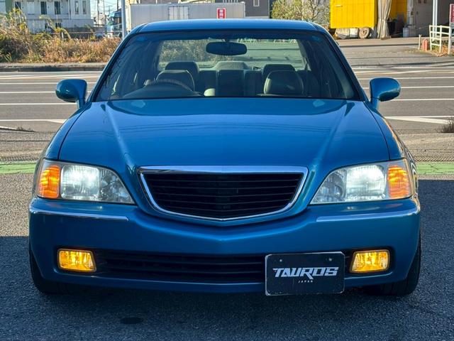 レジェンド エクスクルーシブ　ユーザー買取車／革シート／オートクルーズコントロール／パワーシート／シートヒーター／２パターンシートメモリー／ＥＴＣ車載器／キーレスエントリー／フロントフォグランプ／社外製１７インチＡＷ（18枚目）