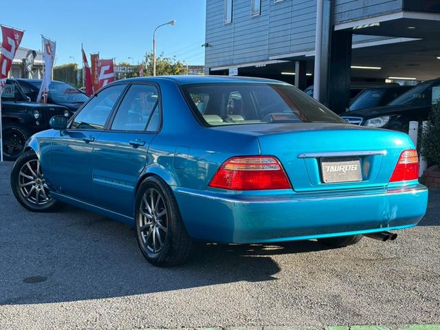 レジェンド エクスクルーシブ　ユーザー買取車／革シート／オートクルーズコントロール／パワーシート／シートヒーター／２パターンシートメモリー／ＥＴＣ車載器／キーレスエントリー／フロントフォグランプ／社外製１７インチＡＷ（21枚目）