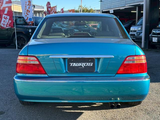 レジェンド エクスクルーシブ　ユーザー買取車／革シート／オートクルーズコントロール／パワーシート／シートヒーター／２パターンシートメモリー／ＥＴＣ車載器／キーレスエントリー／フロントフォグランプ／社外製１７インチＡＷ（39枚目）