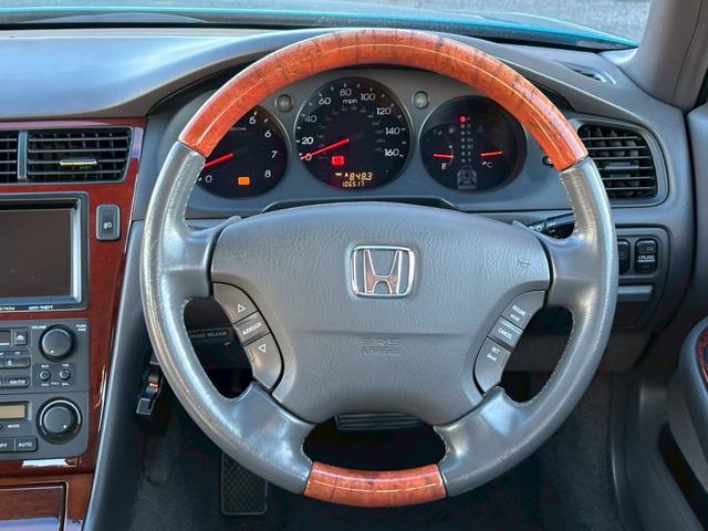 レジェンド エクスクルーシブ　ユーザー買取車／革シート／オートクルーズコントロール／パワーシート／シートヒーター／２パターンシートメモリー／ＥＴＣ車載器／キーレスエントリー／フロントフォグランプ／社外製１７インチＡＷ（47枚目）