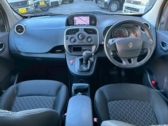 カングー アクティフ　ユーザー買取車／両側スライド／カロッツェリア製ナビ／ブルートゥース接続／ＥＴＣ車載器／ドライブレコーダー／キーレスエントリー／フルフラット／レベライザー／ルーフレール／ステアリングリモコン（8枚目）