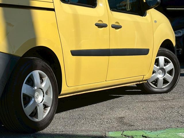 カングー アクティフ　ユーザー買取車／両側スライド／カロッツェリア製ナビ／ブルートゥース接続／ＥＴＣ車載器／ドライブレコーダー／キーレスエントリー／フルフラット／レベライザー／ルーフレール／ステアリングリモコン（19枚目）