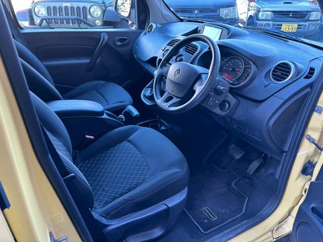 カングー アクティフ　ユーザー買取車／両側スライド／カロッツェリア製ナビ／ブルートゥース接続／ＥＴＣ車載器／ドライブレコーダー／キーレスエントリー／フルフラット／レベライザー／ルーフレール／ステアリングリモコン（45枚目）