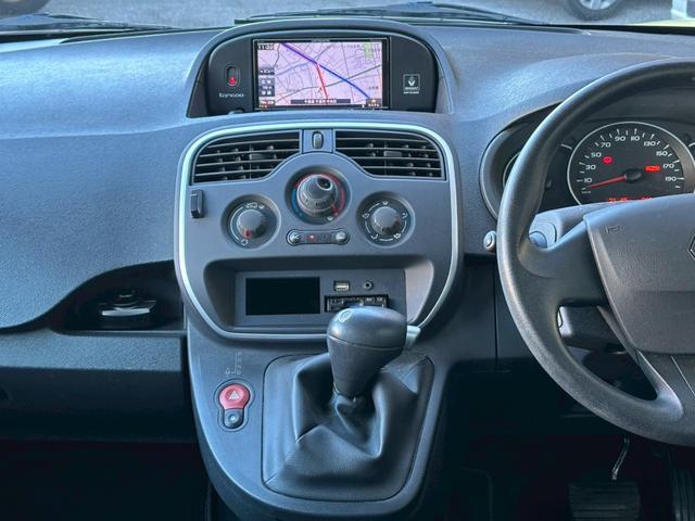 カングー アクティフ　ユーザー買取車／両側スライド／カロッツェリア製ナビ／ブルートゥース接続／ＥＴＣ車載器／ドライブレコーダー／キーレスエントリー／フルフラット／レベライザー／ルーフレール／ステアリングリモコン（48枚目）