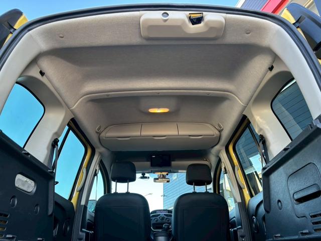 カングー アクティフ　ユーザー買取車／両側スライド／カロッツェリア製ナビ／ブルートゥース接続／ＥＴＣ車載器／ドライブレコーダー／キーレスエントリー／フルフラット／レベライザー／ルーフレール／ステアリングリモコン（75枚目）