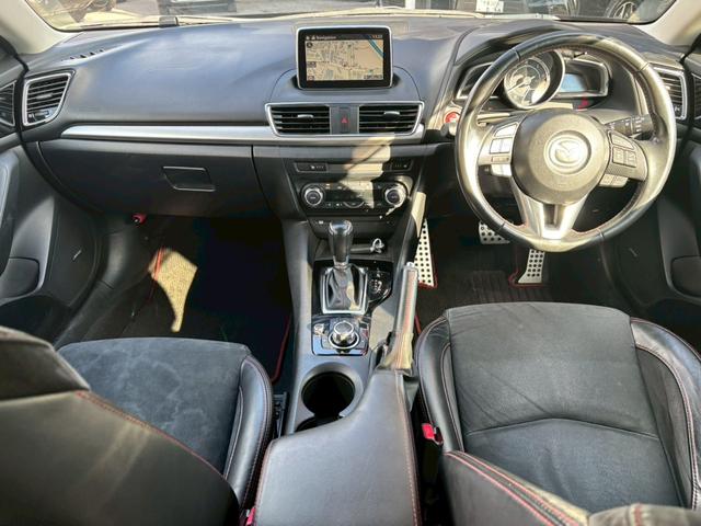 アクセラスポーツ XD ユーザー買取車/ディーゼル/サンルーフ/オートエグゼ製タワーバー/BOSEサウンド/アダプティブクルーズコントロール/衝突軽減ブレーキ/レーンキープ/シートヒーター/パワーシート/ブルートゥース接続(8枚目)