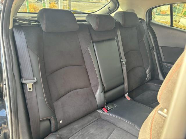 アクセラスポーツ XD ユーザー買取車/ディーゼル/サンルーフ/オートエグゼ製タワーバー/BOSEサウンド/アダプティブクルーズコントロール/衝突軽減ブレーキ/レーンキープ/シートヒーター/パワーシート/ブルートゥース接続(10枚目)