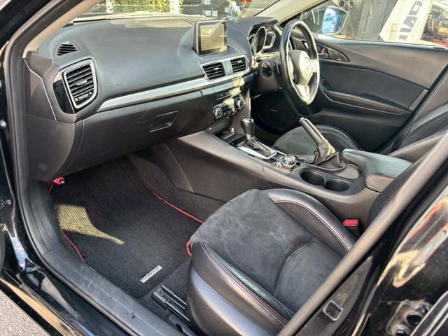 アクセラスポーツ XD ユーザー買取車/ディーゼル/サンルーフ/オートエグゼ製タワーバー/BOSEサウンド/アダプティブクルーズコントロール/衝突軽減ブレーキ/レーンキープ/シートヒーター/パワーシート/ブルートゥース接続(71枚目)