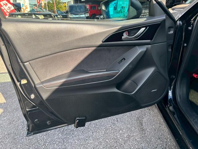 アクセラスポーツ XD ユーザー買取車/ディーゼル/サンルーフ/オートエグゼ製タワーバー/BOSEサウンド/アダプティブクルーズコントロール/衝突軽減ブレーキ/レーンキープ/シートヒーター/パワーシート/ブルートゥース接続(75枚目)