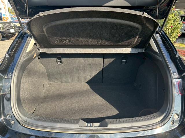 アクセラスポーツ XD ユーザー買取車/ディーゼル/サンルーフ/オートエグゼ製タワーバー/BOSEサウンド/アダプティブクルーズコントロール/衝突軽減ブレーキ/レーンキープ/シートヒーター/パワーシート/ブルートゥース接続(80枚目)