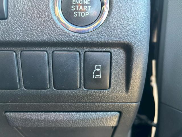 ヴェルファイア 2.4Z ユーザー買取車/両側スライド/障害物センサー/純正ナビ/ブルートゥース接続/プッシュスタート/ETC車載器/HIDヘッドライト/3列目シート/スマートキー/キーレスエントリー/純正18インチAW(13枚目)