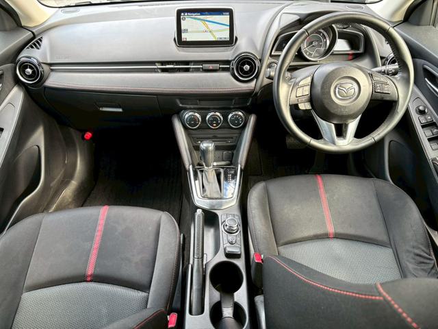 デミオ XDツーリング ユーザー買取車/ディーゼル/ターボ/純正ナビ/ブルートゥース接続/バックカメラ/オートクルーズコントロール/プッシュスタート/ヘッドアップディスプレイ/LEDヘッドライト/ETC/ドライブレコーダー(8枚目)