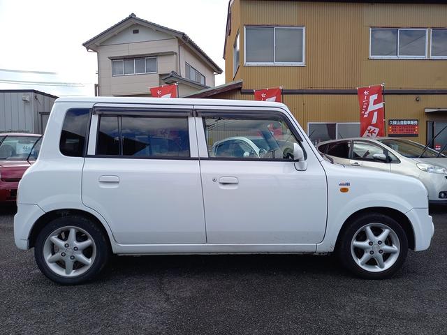 アルトラパン SS インタークーラーターボ・純正14インチアルミホイール・フォグランプ・タコメーター・プライバシーガラス・キーレス・エアバッグ・ABS・タイミングチェーン・衝突安全ボディ(7枚目)