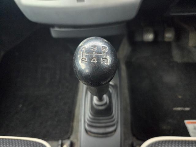 ハスラー G 純正5速・4WD・社外ナビ・フルセグTV・Bluetooth・フォグ・キーレス・シートヒーター・オートエアコン・プライバシーガラス・アイドリングストップ・エアバッグ・タイミングチェーン・フロアマット(18枚目)