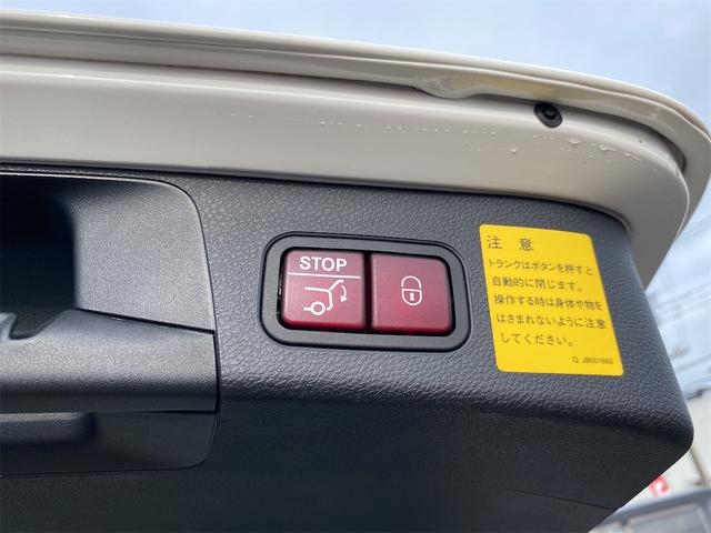 Ｃクラスステーションワゴン Ｃ２００　ステーションワゴン　スポーツ　ドライブレコーダー　ＥＴＣ　バックカメラ　ナビ　ＴＶ　クリアランスソナー　オートクルーズコントロール　衝突被害軽減システム　アルミホイール　オートライト　パワーシート　スマートキー　電動格納ミラー（25枚目）